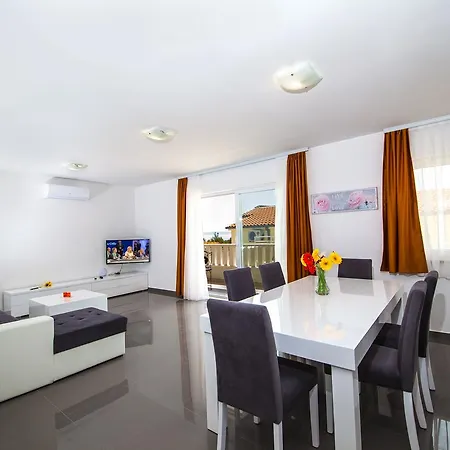 Apartamento Ivka Makarska